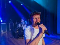 PXL_20260221_205137432.BURST-02