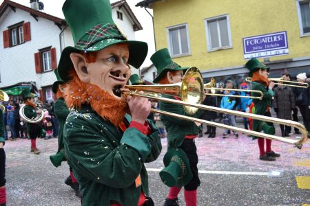 Das zweite Wochenende unserer Tour (Sauknapp Party und Umzug Gossau)